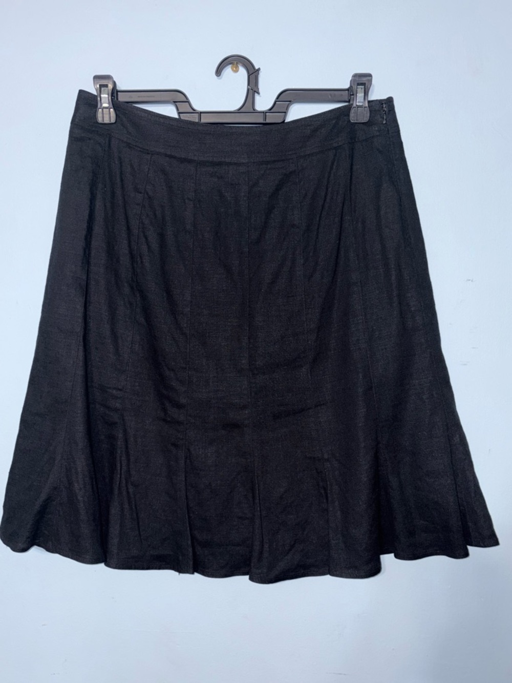 Anne Klein pleated Linen minimal capsule summer natural fiber knee length skirt